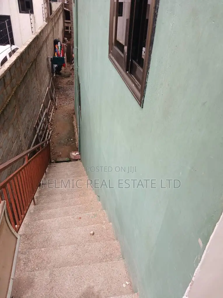 3bdrm Apartment in Felmic Real Estate, Asore Junction for rent