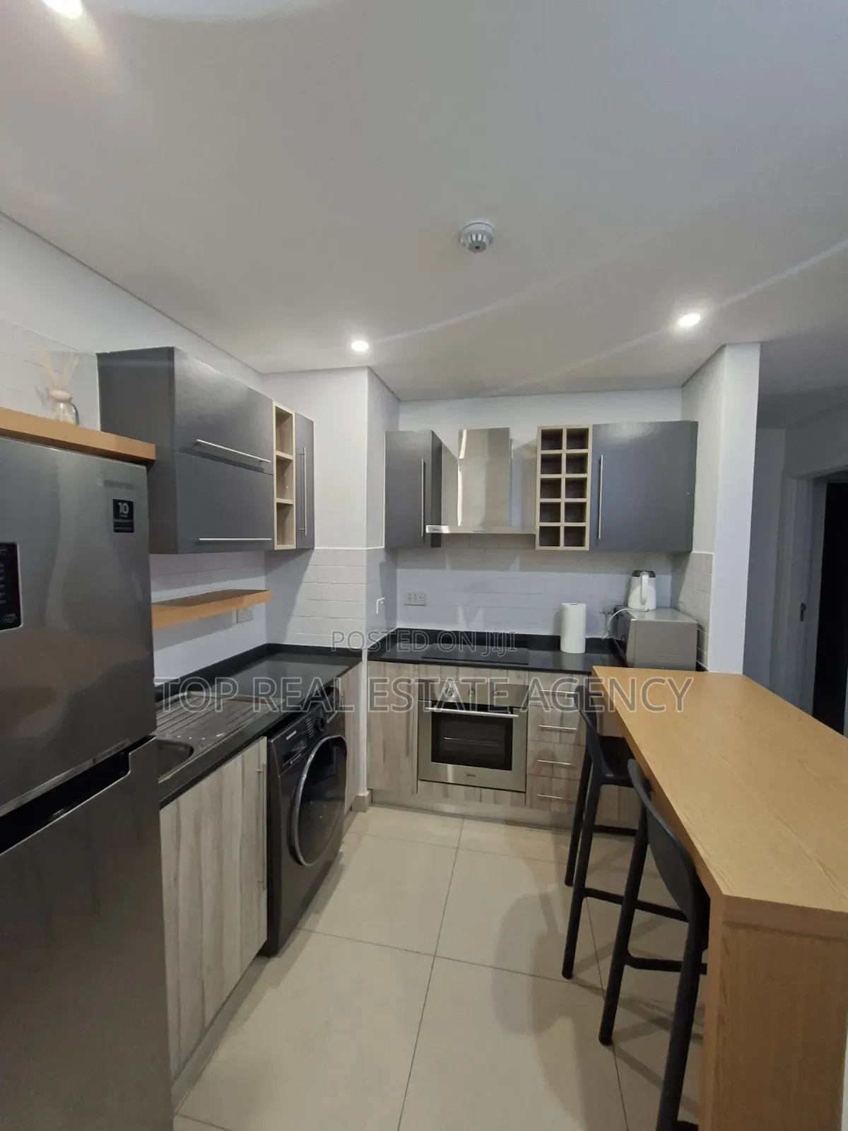 Furnished 2bdrm Apartment in East Legon, American House for sale