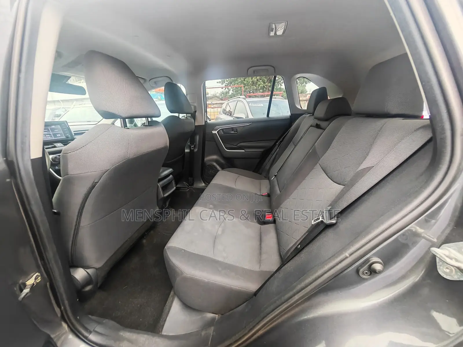 Toyota RAV4 LE 2022 Gray