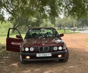 BMW 7 Series 1990 Burgundy