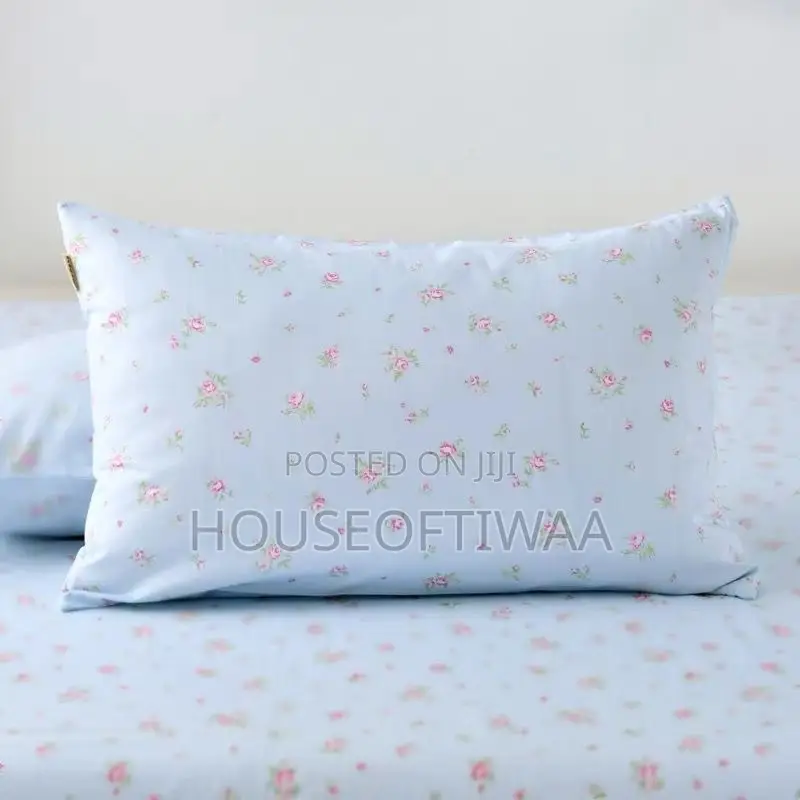 12 Pieces Mixed Colors Pillowcases