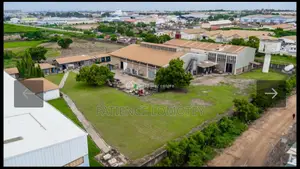 Warehouse and Offices Tema Com-9