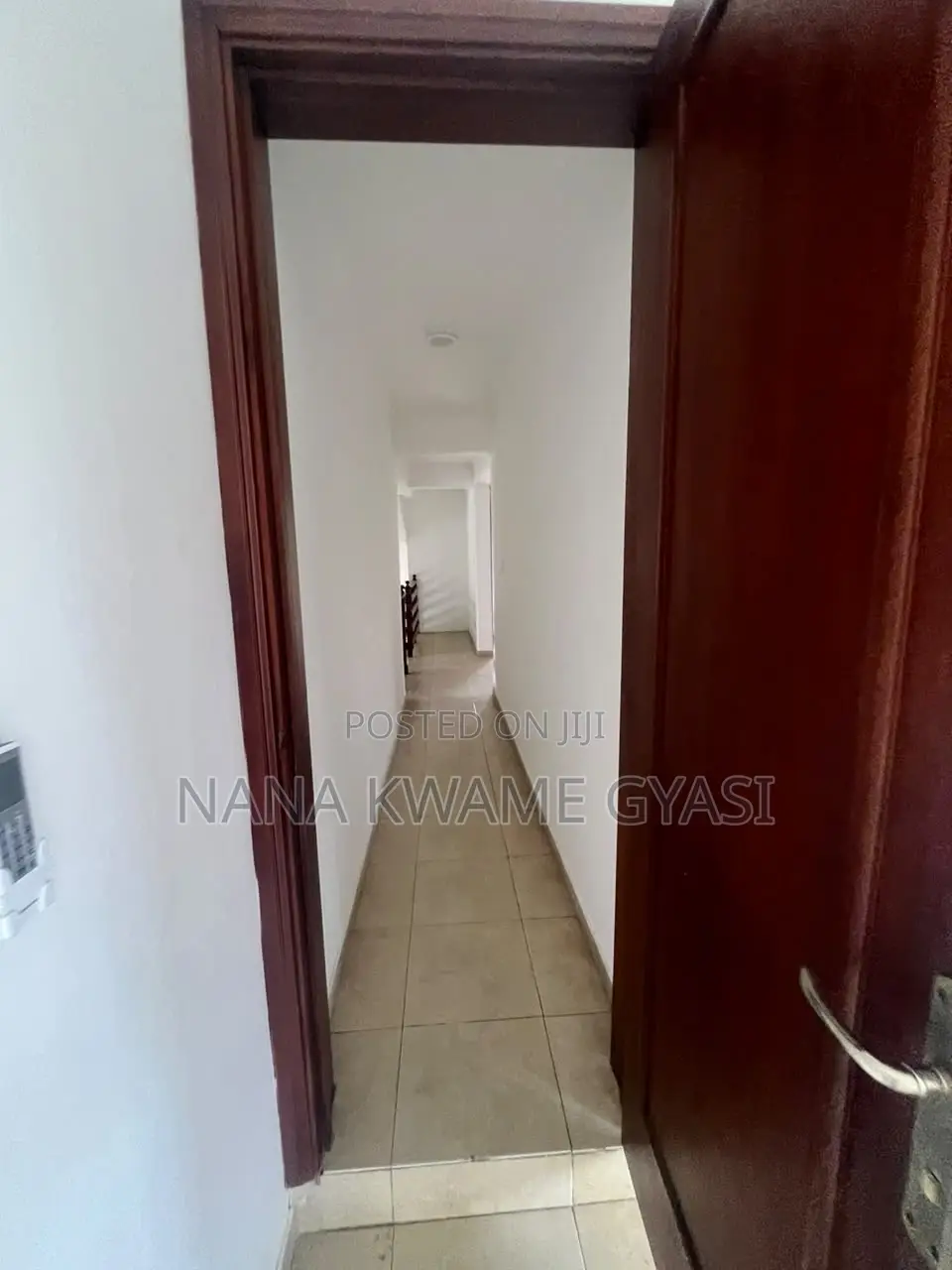 5bdrm Mansion in Willman Real Estate, Burma Camp for rent