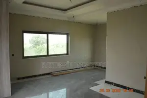 5bdrm House in Accra Metropolitan for rent