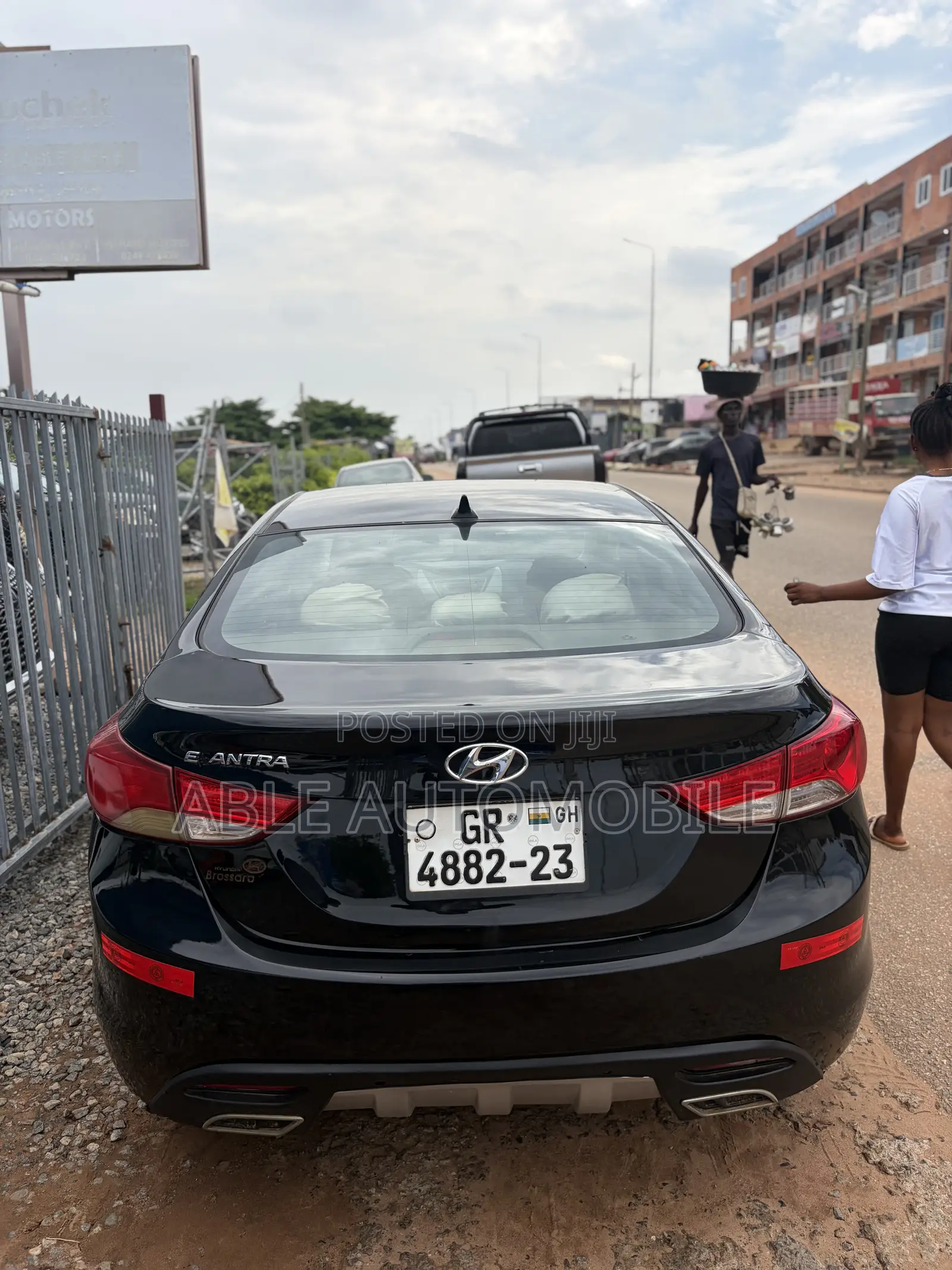 Hyundai Elantra GLS Sedan FWD (1.8L 4cyl 6A) 2013 Black
