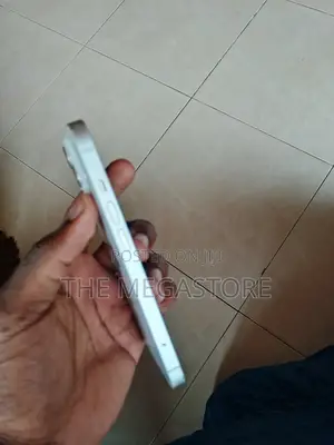 Apple iPhone 13 128 GB White
