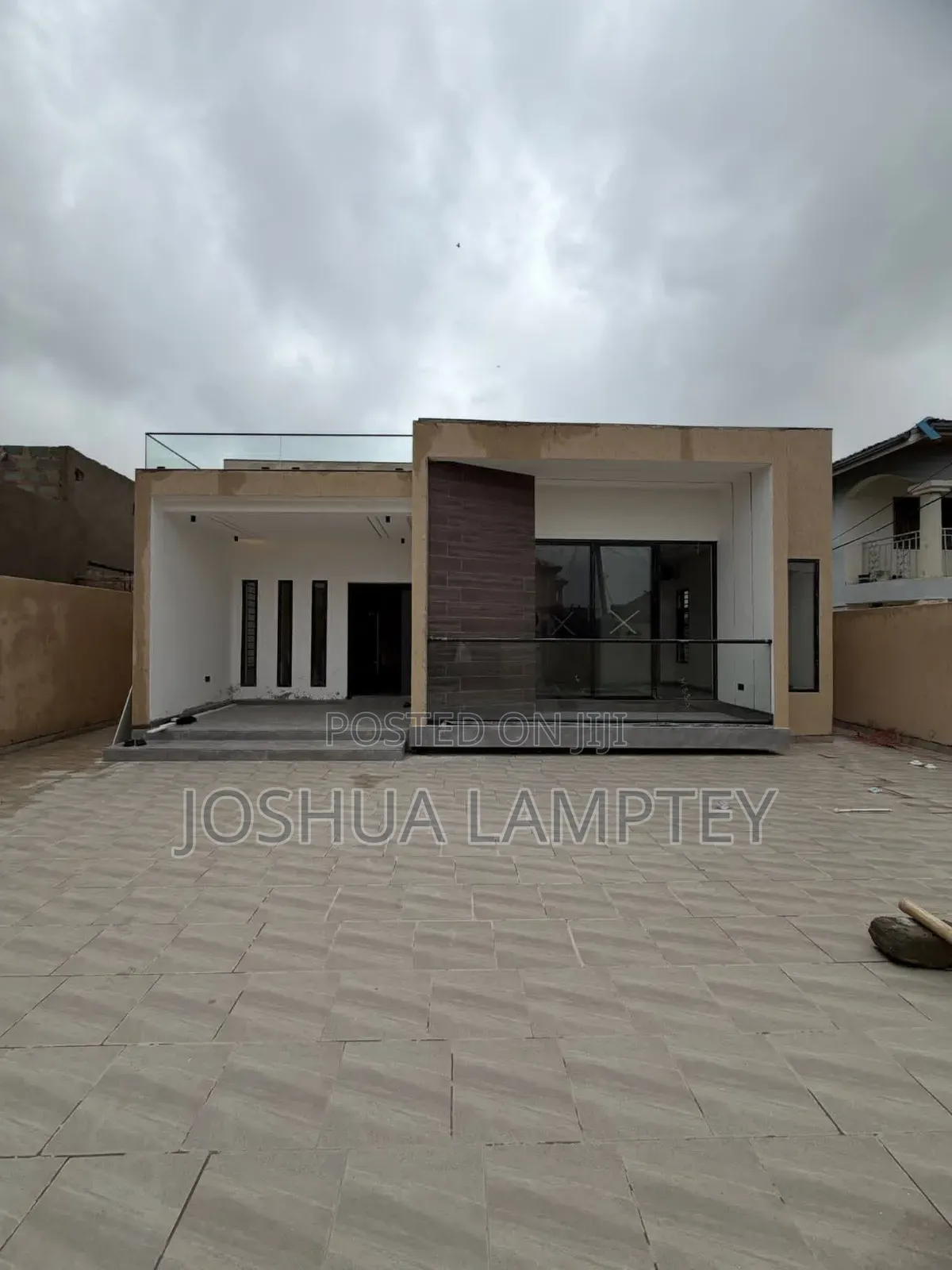 3bdrm House in Lake Side Estate for sale