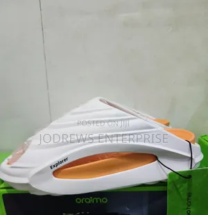 Oraimo Crestfrom Ergonomic Anti-Skid Slipper (White)