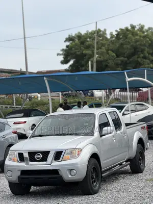 Nissan Frontier 2014 Silver