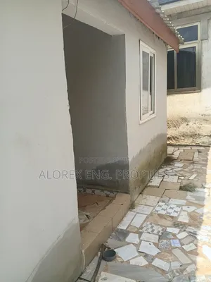 1bdrm Apartment in Adenta Amanfro, Frafraha for rent