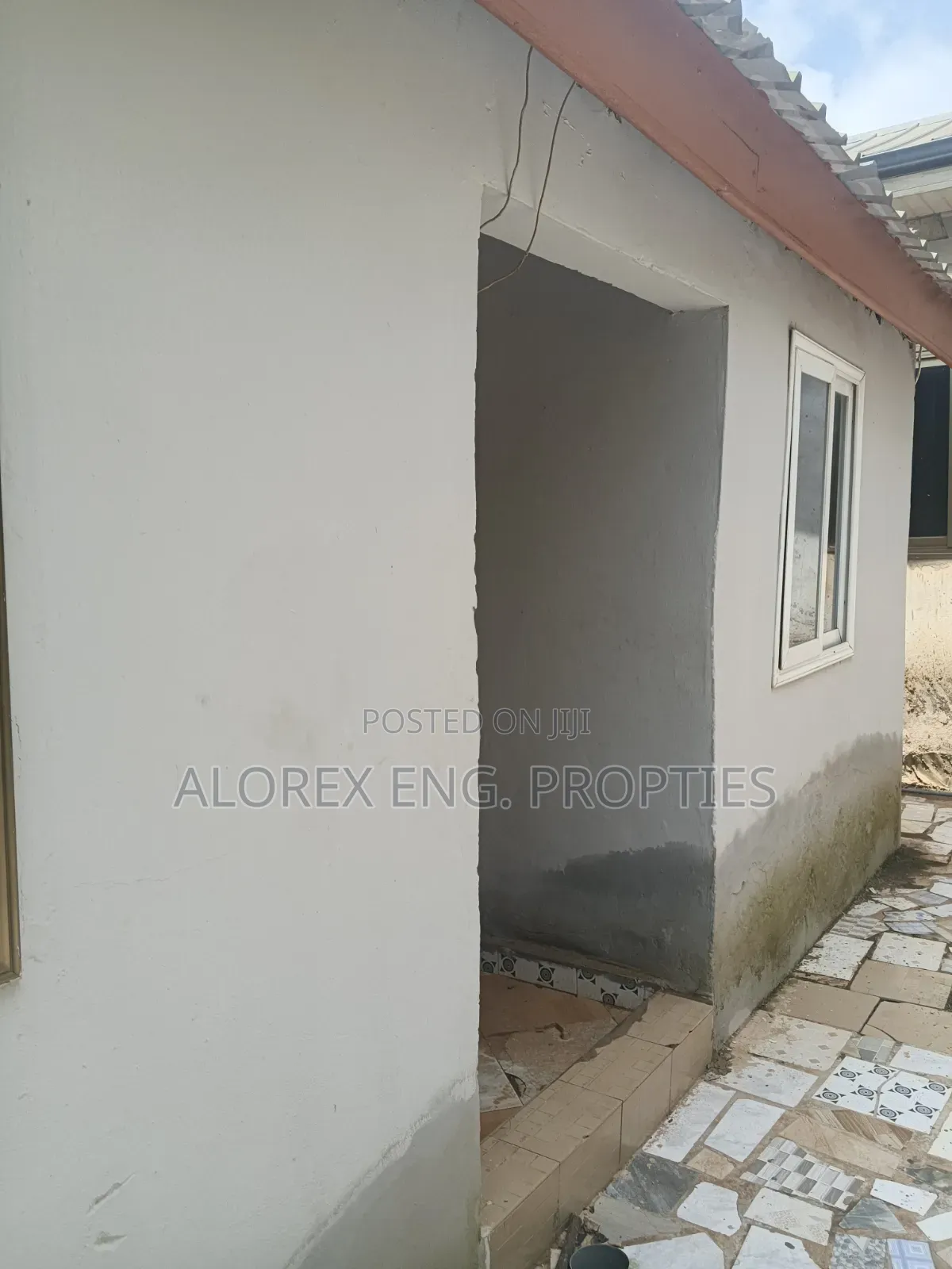 1bdrm Apartment in Adenta Amanfro, Frafraha for rent