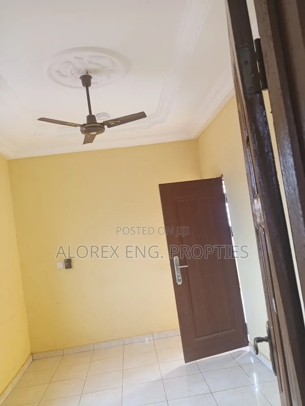 1bdrm Apartment in Adenta Ashieyie, Frafraha for rent