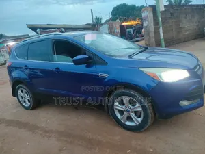 Ford Escape SE 4dr SUV (1.6L 4cyl Turbo 6A) 2014 Blue