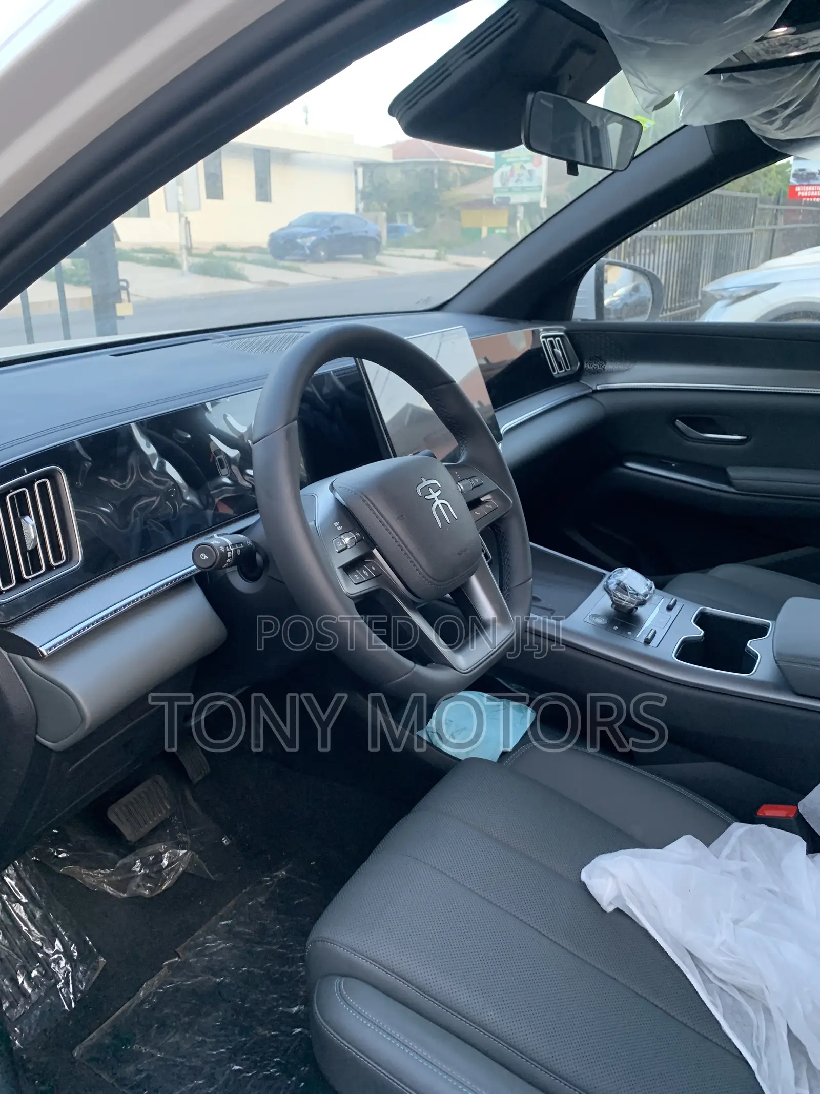 New BYD Song Pro DM-i 2025 White