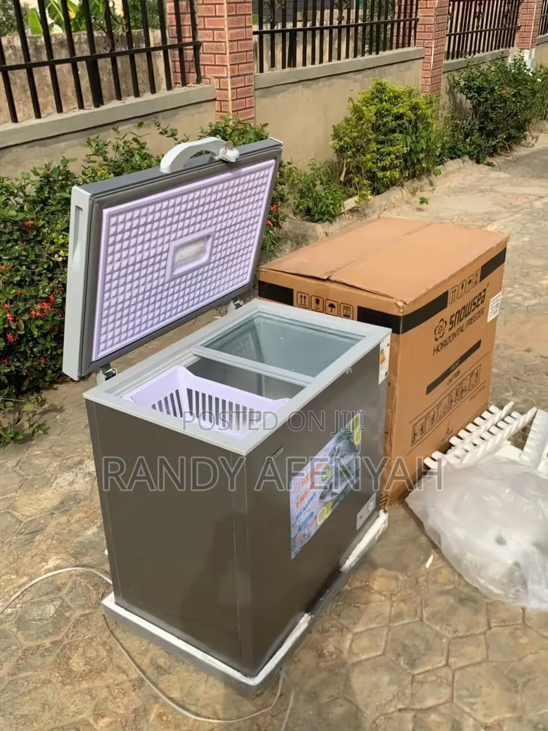 Chest Freezer 201 Litres