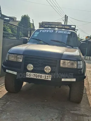 Toyota Land Cruiser 2011 Gray