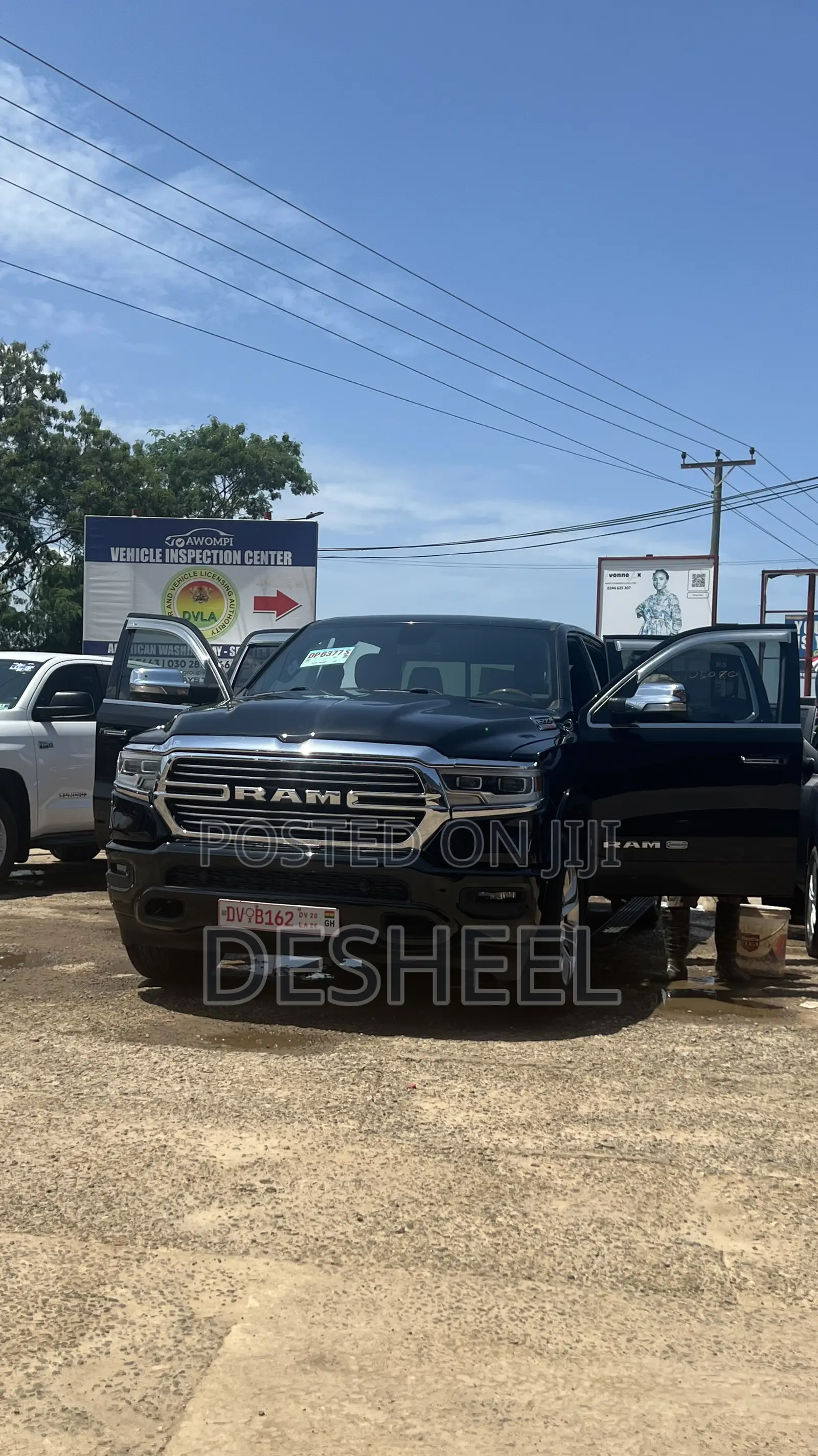 RAM 1500 2021 Black