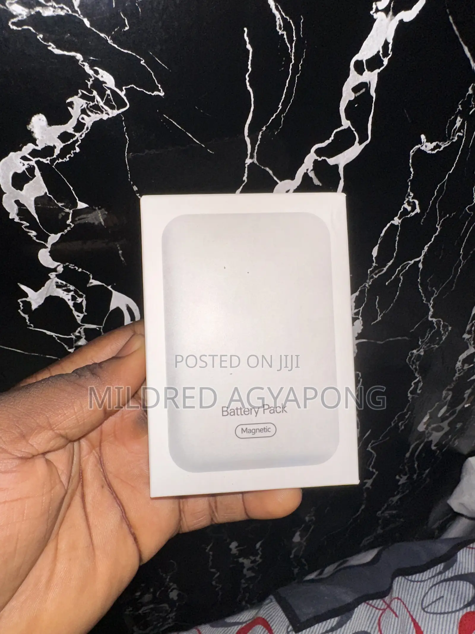 Apple Wireless Magnetic Power Bank