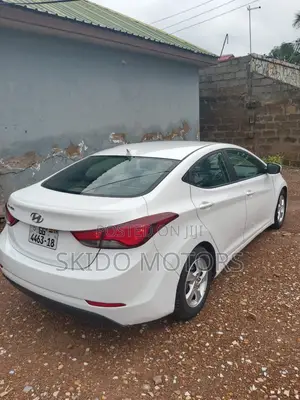 Hyundai Elantra Limited 4dr Sedan (1.8L 4cyl 6A) 2014 White