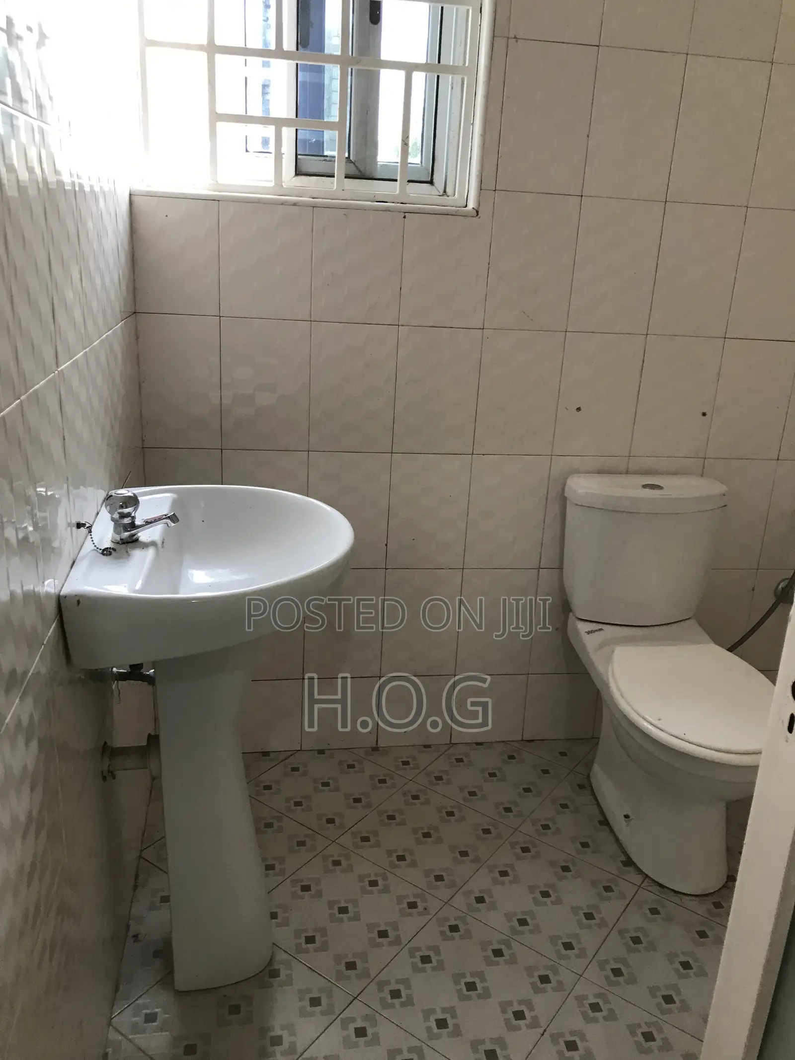1bdrm Apartment in H.O.G Agency, Old Town for rent