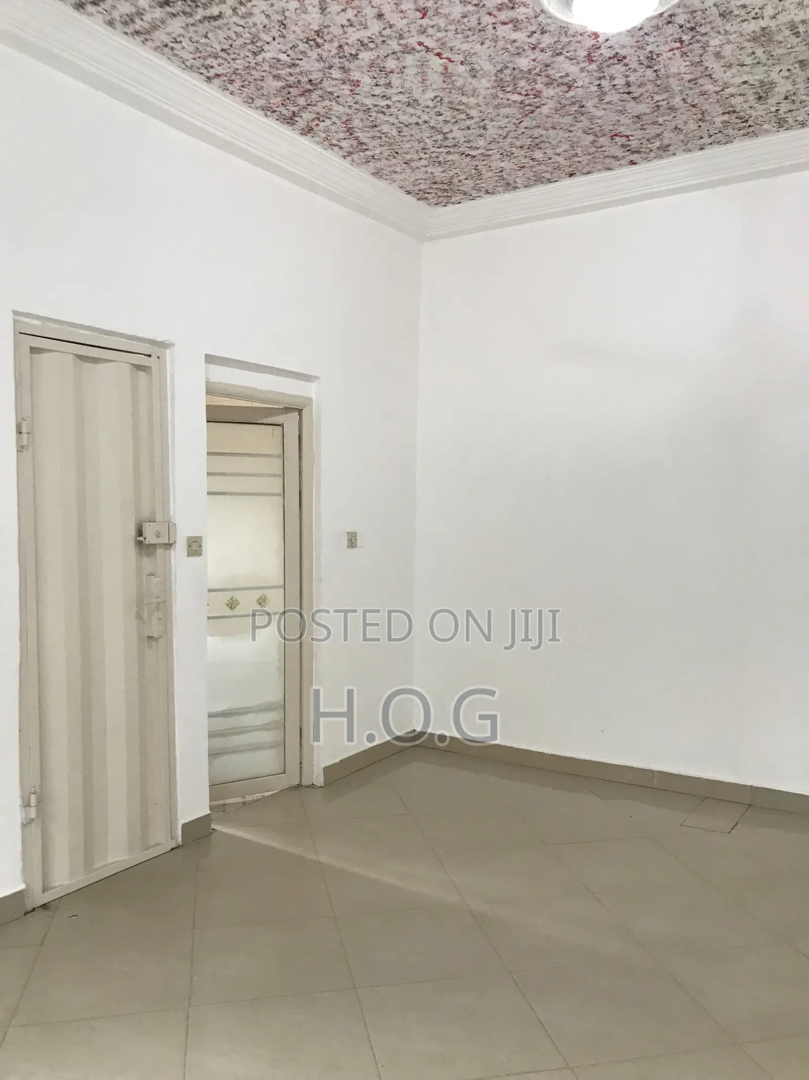 1bdrm Apartment in H.O.G Agency, Old Town for rent