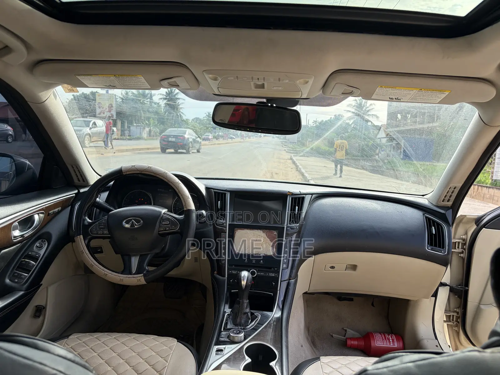 Infiniti Q50 2015 Off white