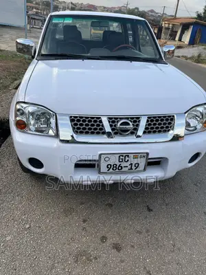 Nissan Hardbody 2019 White