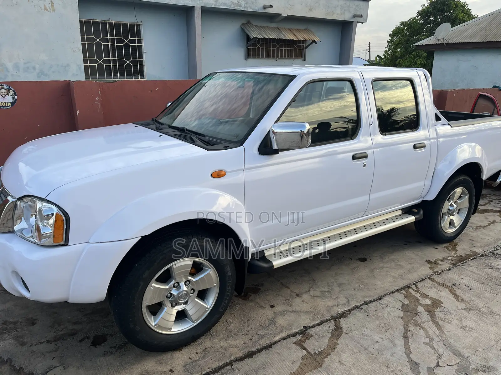 Nissan Hardbody 2019 White