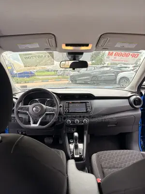 Nissan Kicks 2022 Blue