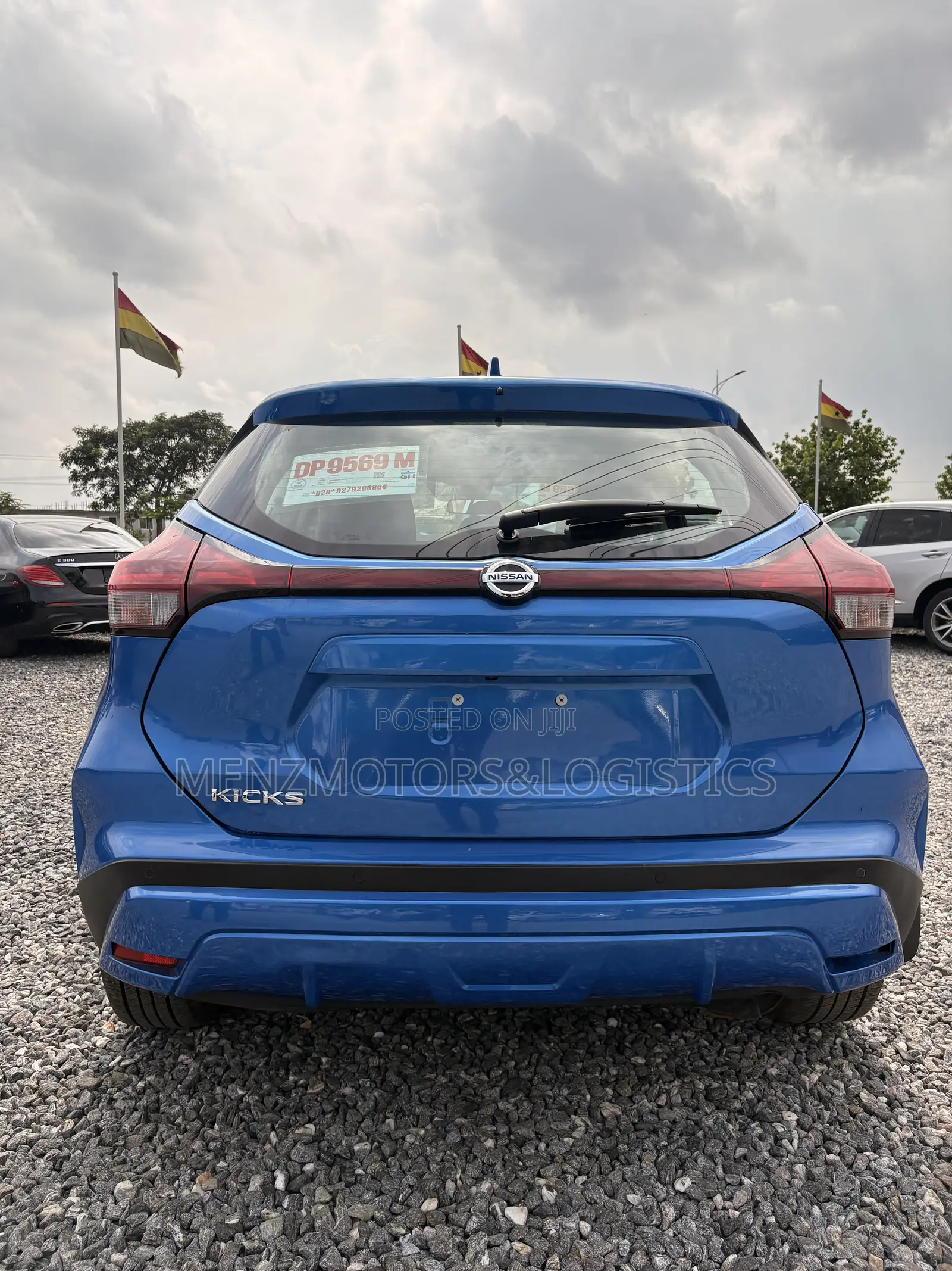 Nissan Kicks 2022 Blue