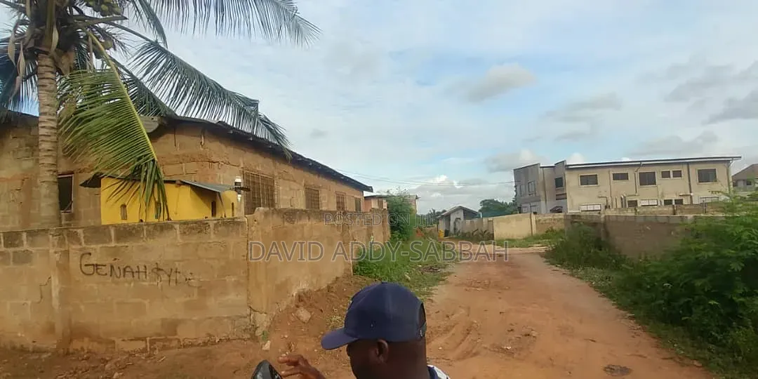 4bdrm Apartment in 4-Bedroom, Pentecost for sale