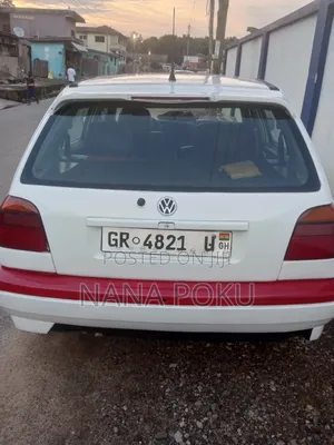 Volkswagen Golf 2000 White