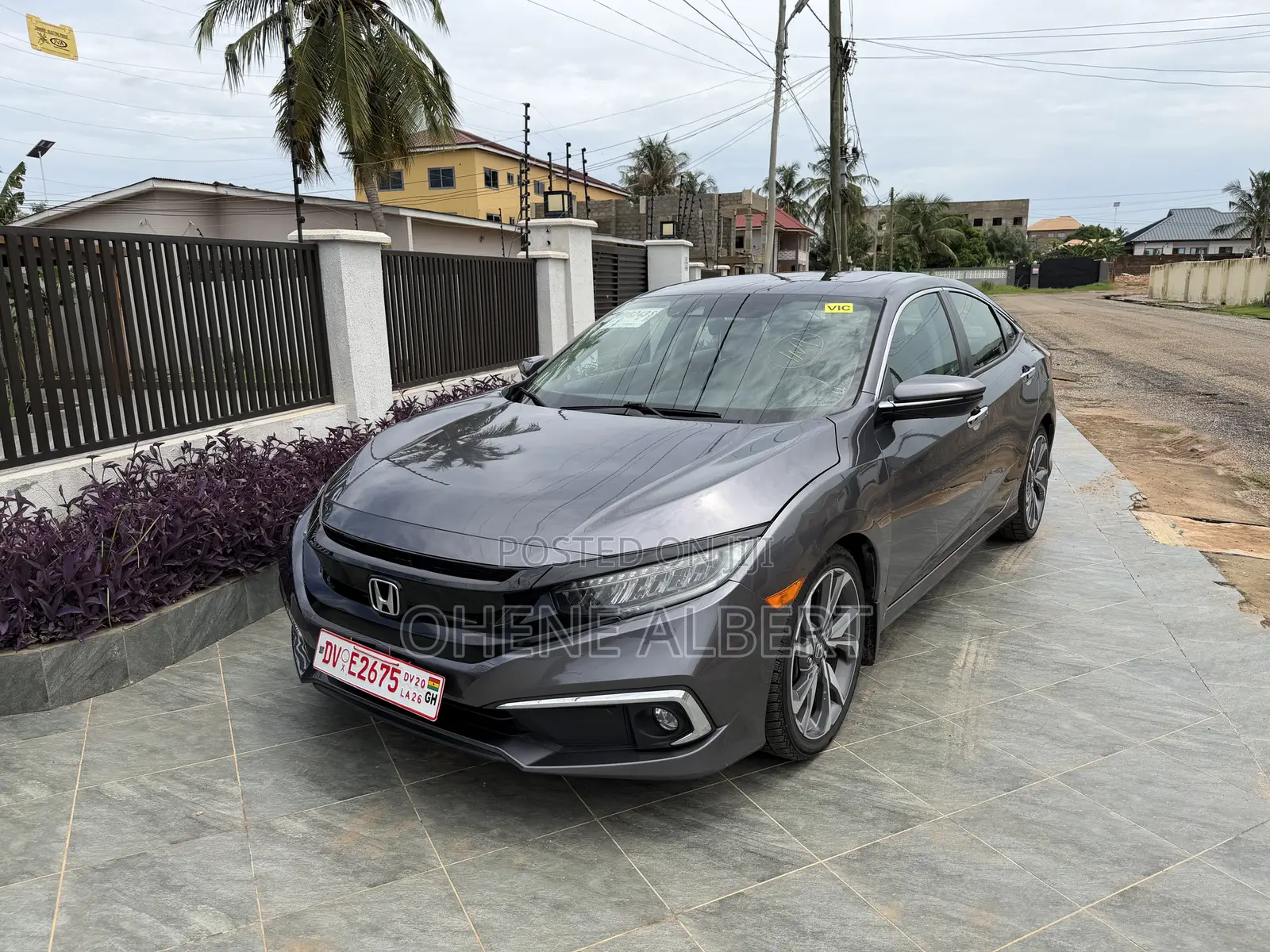 Honda Civic Touring Sedan 2019 Gray
