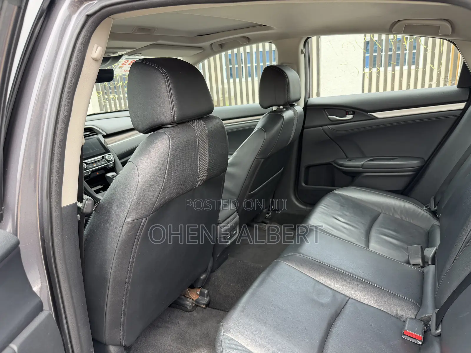 Honda Civic Touring Sedan 2019 Gray