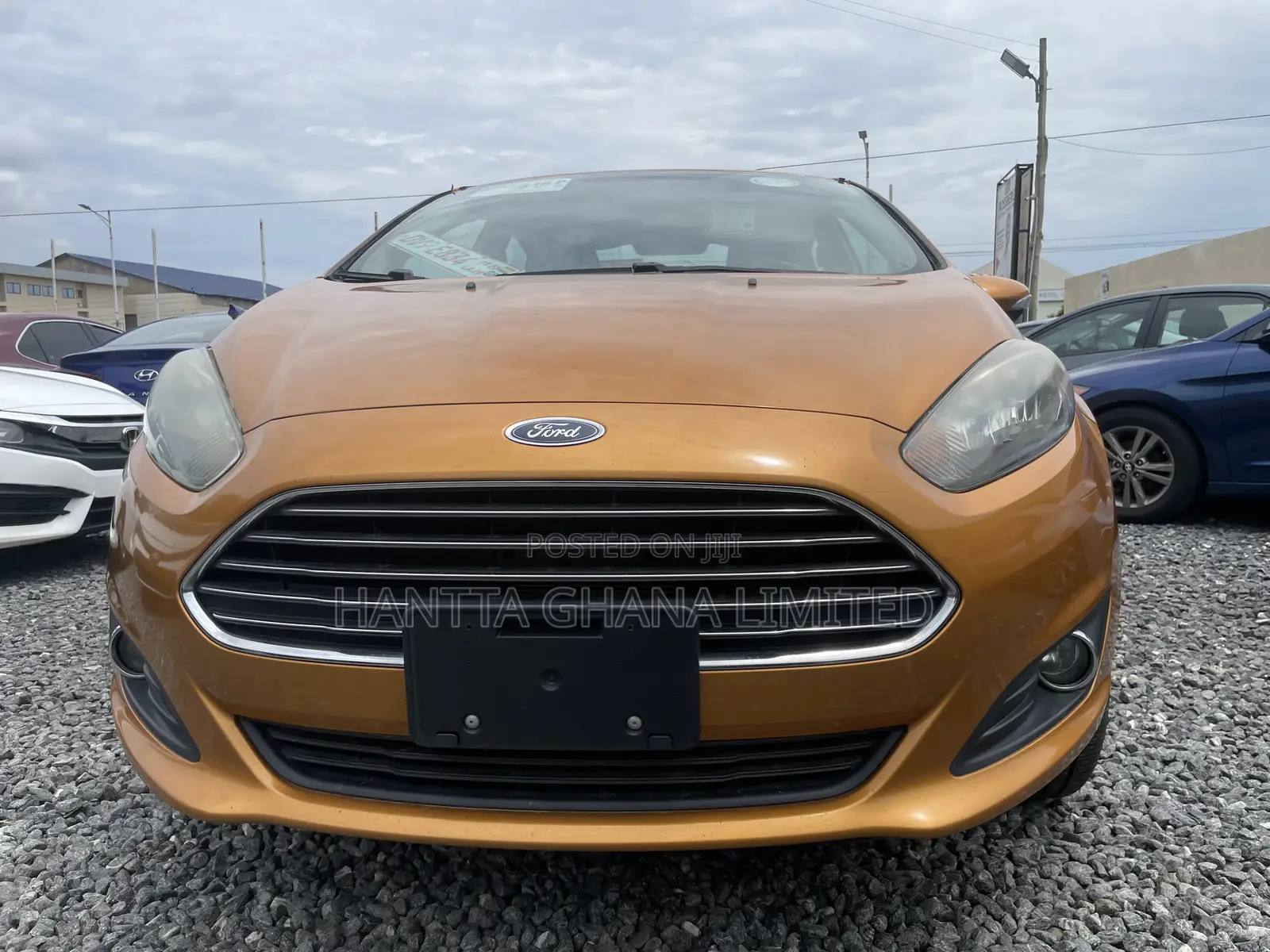 Ford Fiesta S Sedan 2016 Gold