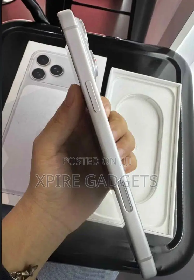 New Apple iPhone 17 Pro Max 1 TB White