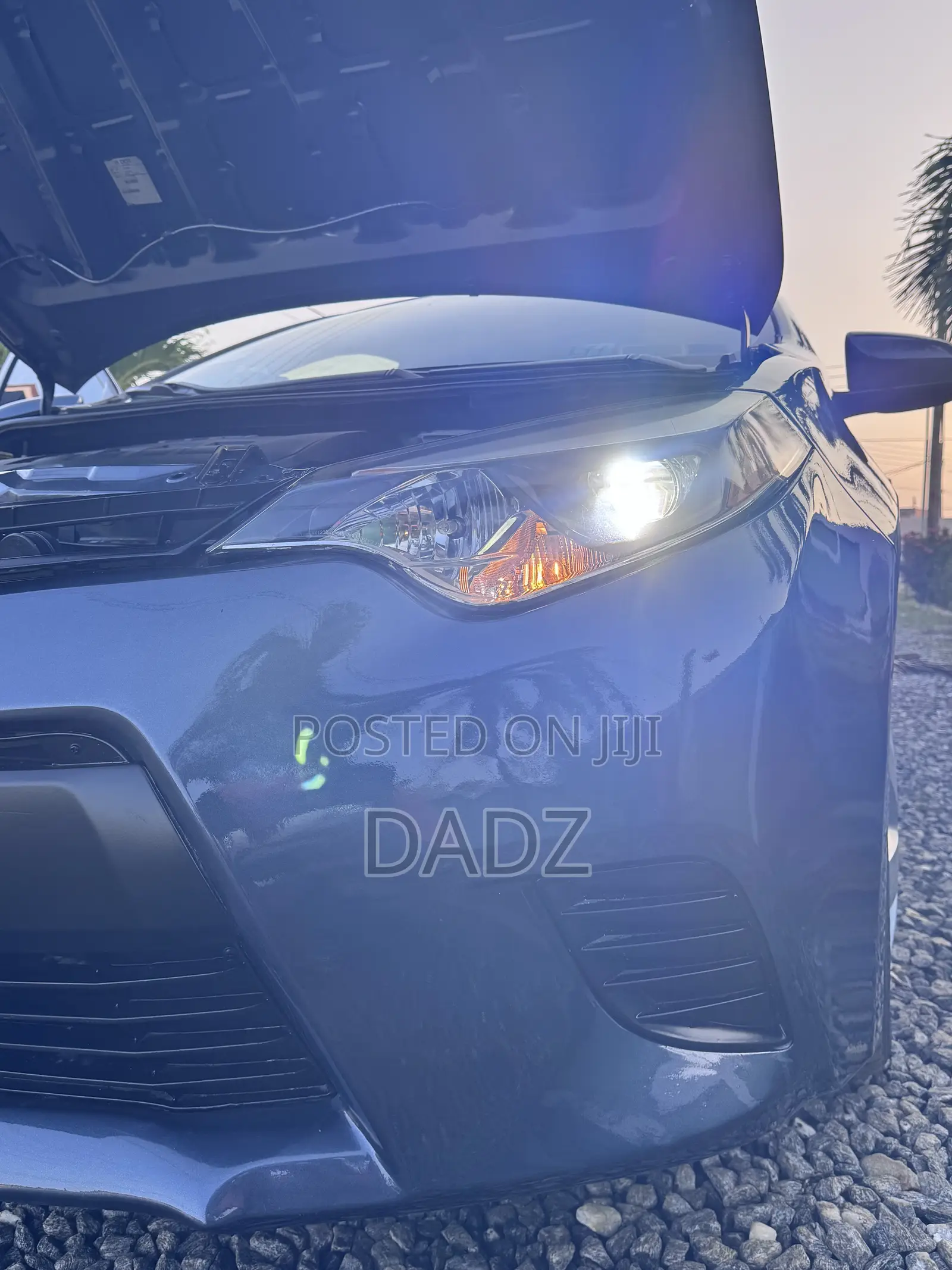 Toyota Corolla LE 4dr Sedan (1.8L 4cyl CVT) 2015 Gray