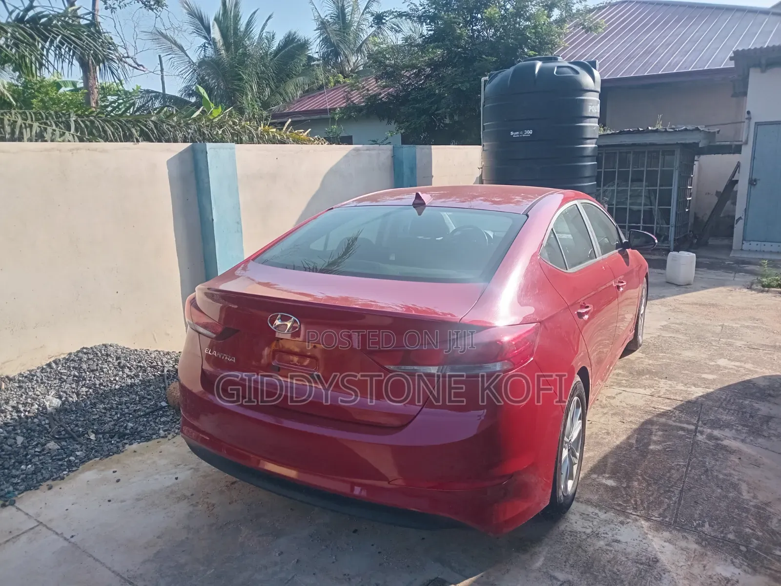 Hyundai Elantra Limited Sedan FWD (2.0L 4cyl 6A) 2017
