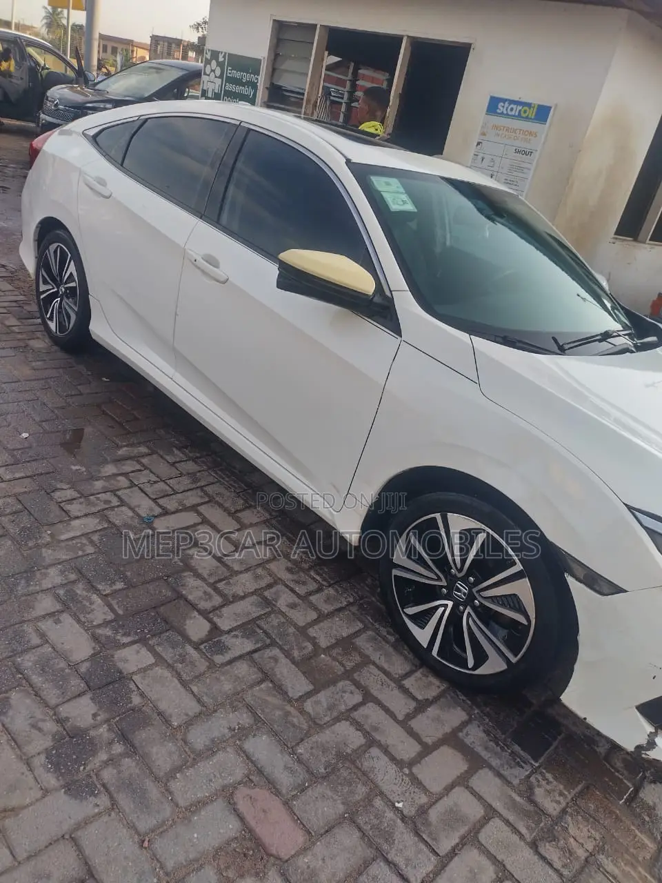 Honda Civic 2018 White