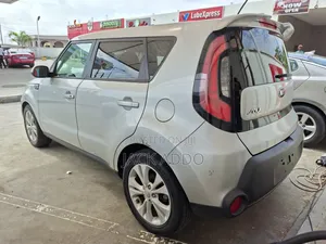 Kia Soul + 4dr Wagon (2.0L 4cyl 6A) 2015 Silver