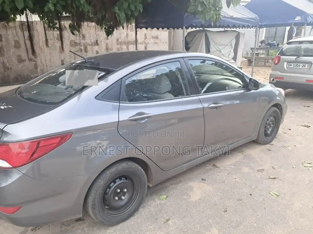 Hyundai Accent 2017 Gray