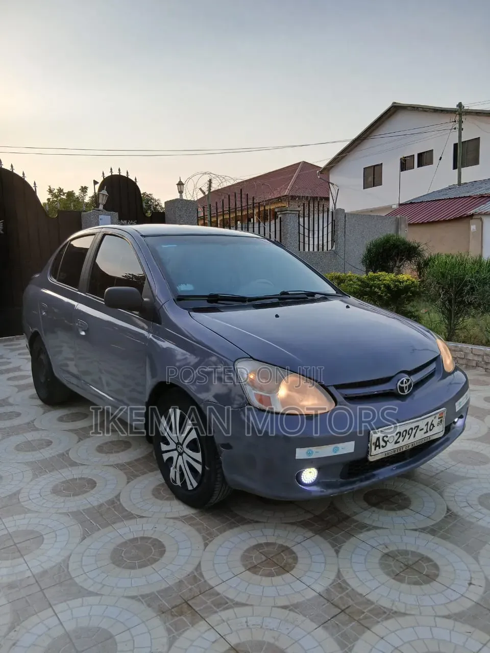 Toyota Yaris 2005 Gray