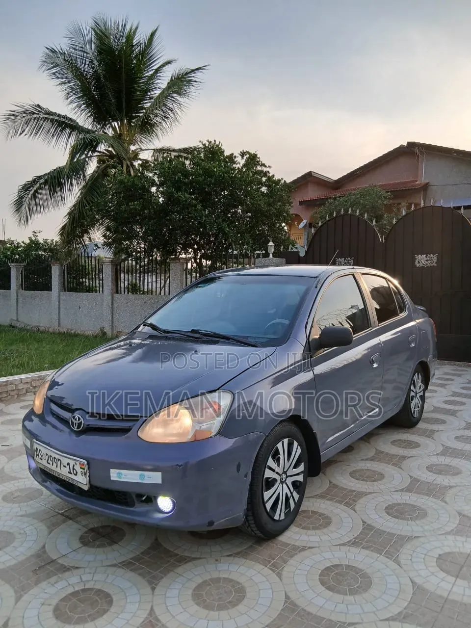 Toyota Yaris 2005 Gray