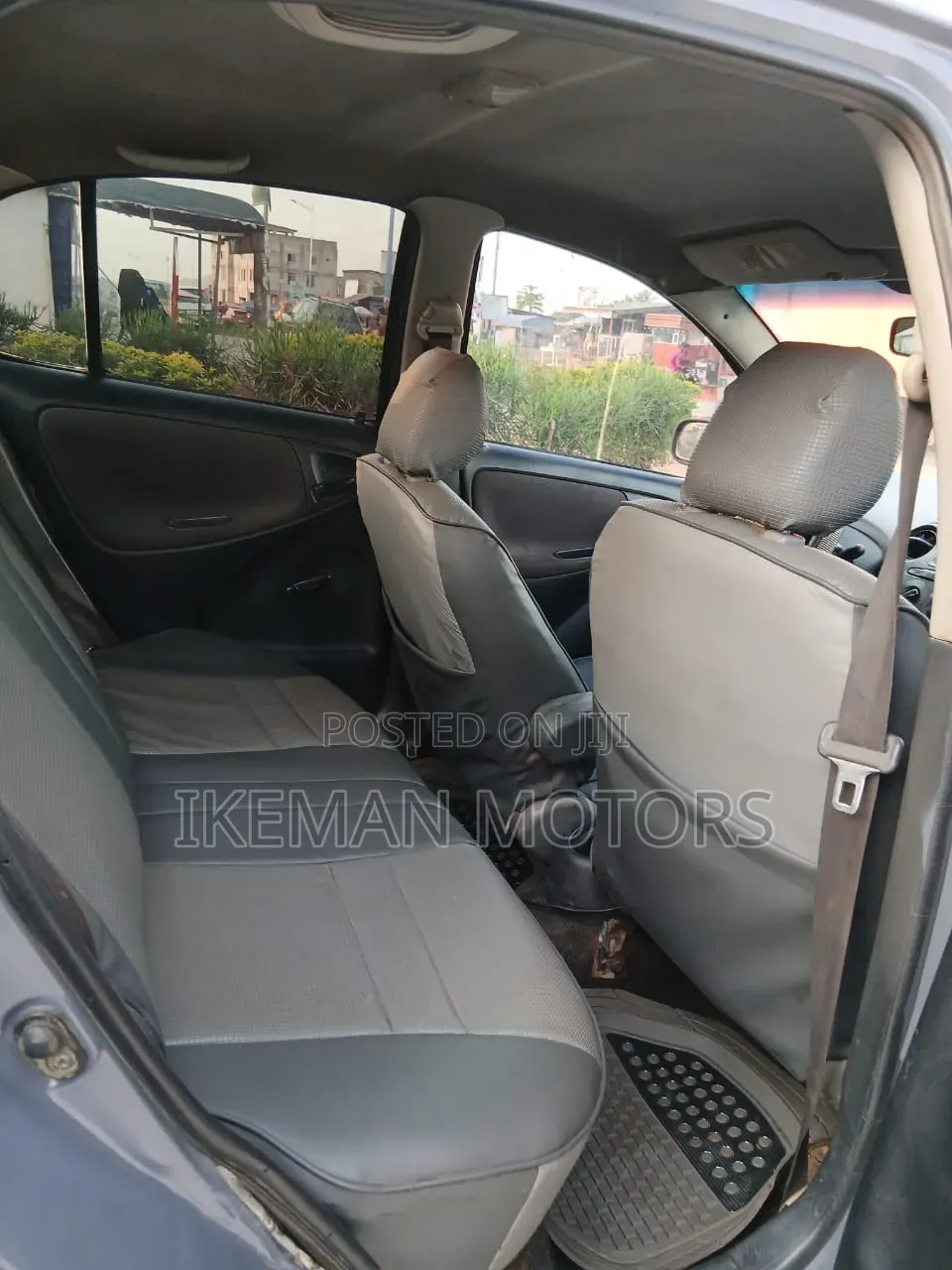 Toyota Yaris 2005 Gray
