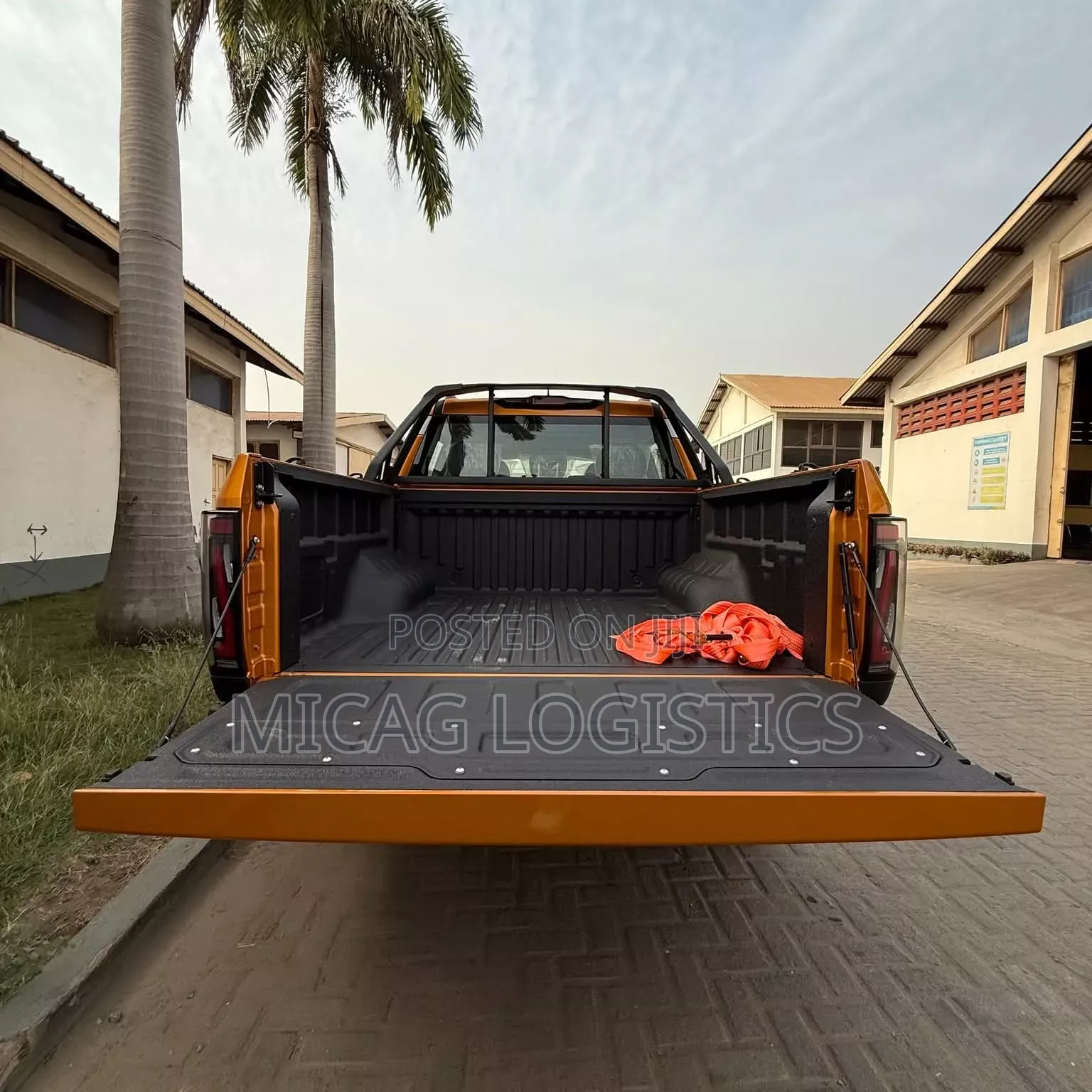 New Nissan Z9 2025 Orange
