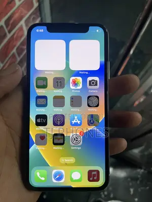 Apple iPhone X 64 GB White