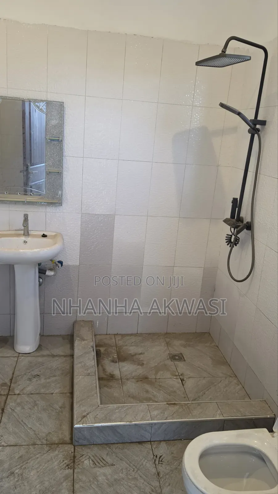 2bdrm Apartment in Klagon, Sakumono for rent