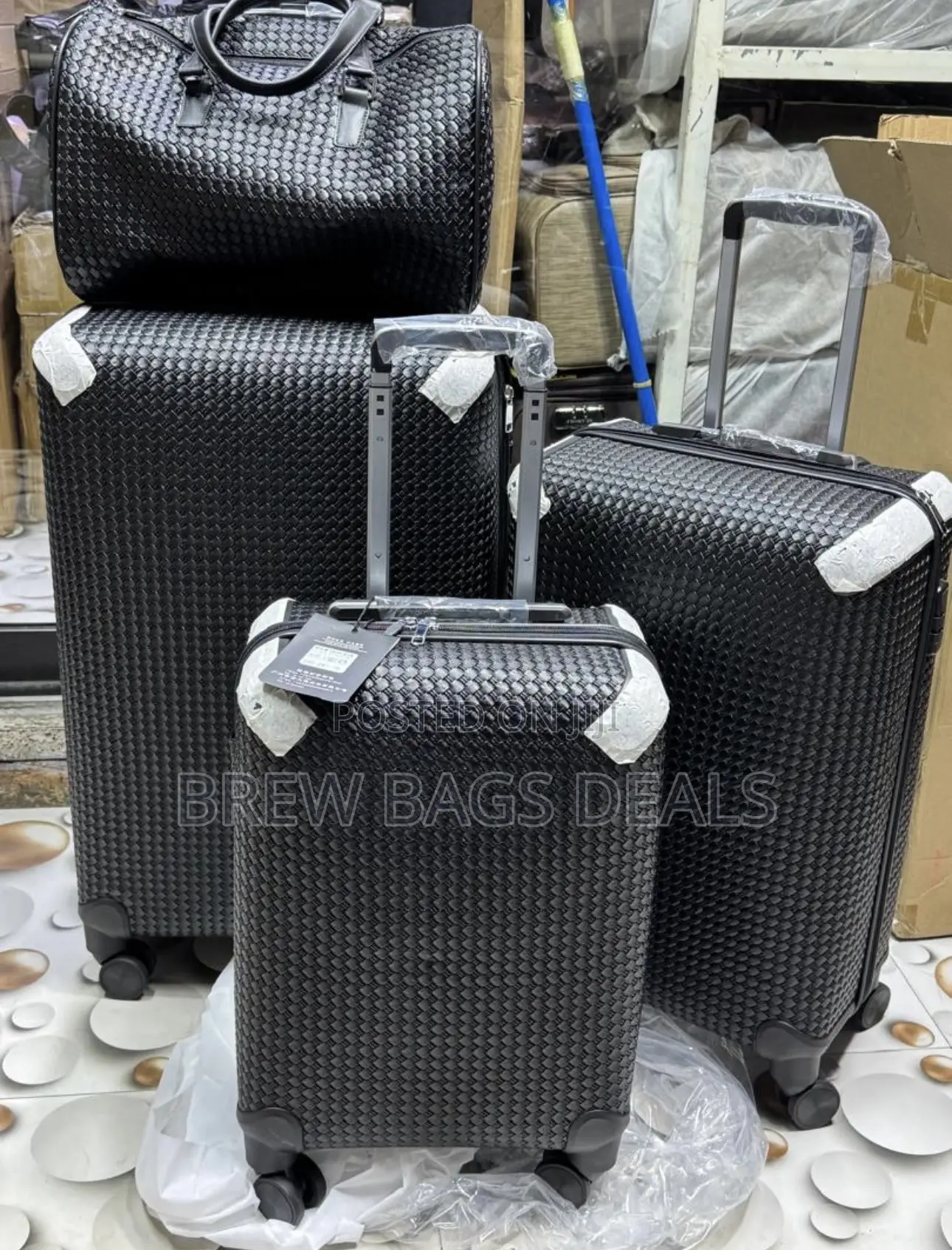 Premium Quality 4set Executive Leather Suitcase.