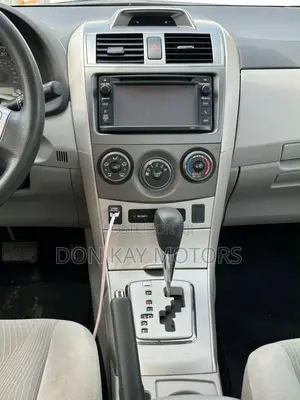 Toyota Corolla LE 4dr Sedan (1.8L 4cyl 4A) 2012 Red