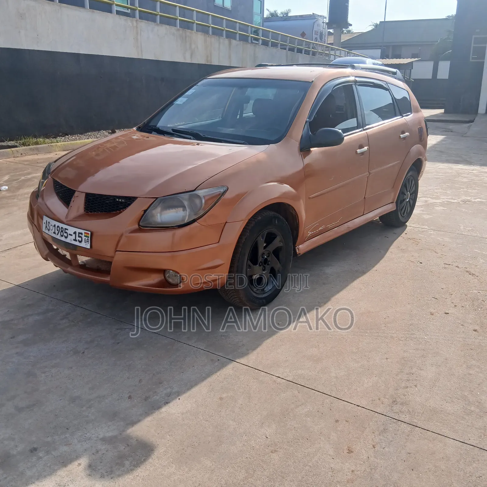 Pontiac Vibe 2007 Orange